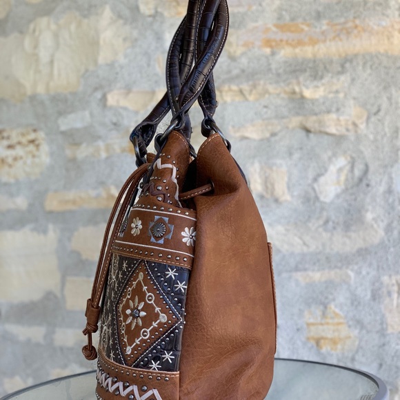 Montana west conceal cary drawstrng handbag&wallet - Picture 7 of 8